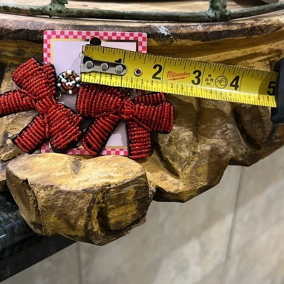 Crown and Ivy red bow beaded earrings J 40 - Picture 3 of 3